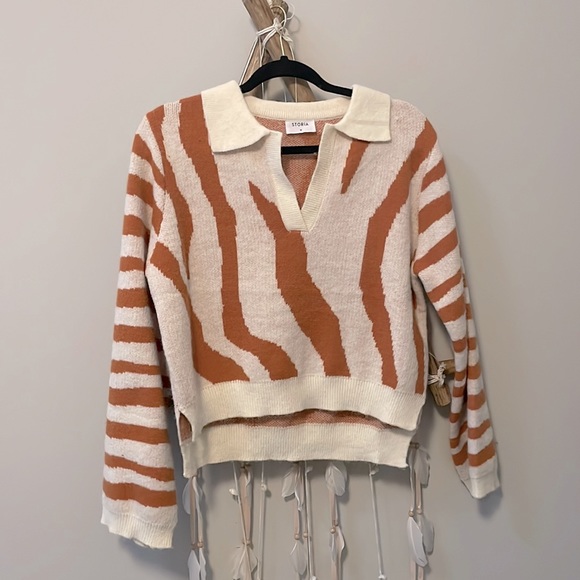 Stories Sweater!!! - Picture 1 of 1